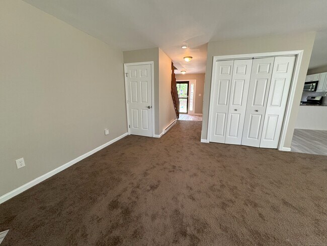 Foto del edificio - 7 Arrowwood Cir