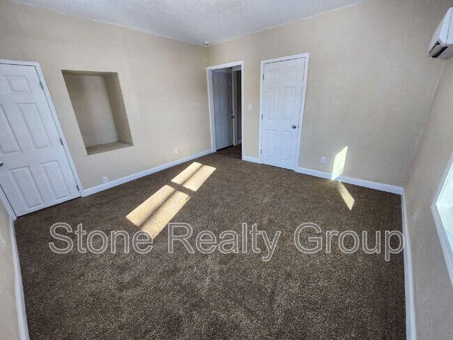 Building Photo - 624 S 8th St