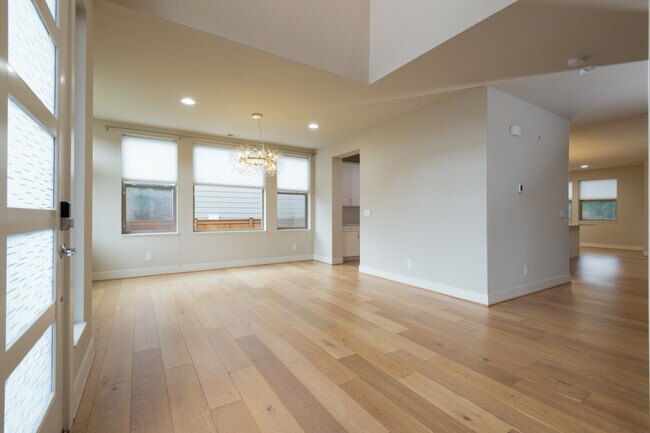 Building Photo - 4077 233rd Pl SE