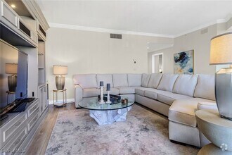 Building Photo - 450 Bayfront Pl
