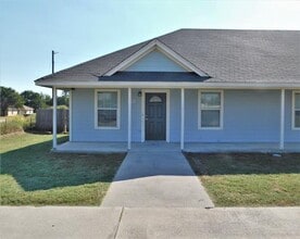 Building Photo - 124 Private Road 3230