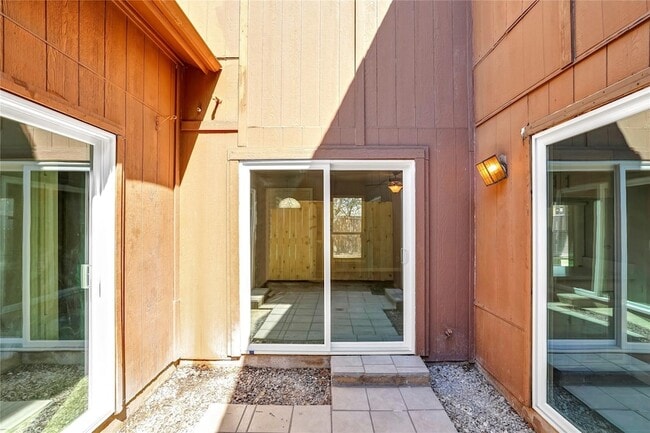 Photo - 9724 Summerwood Cir House