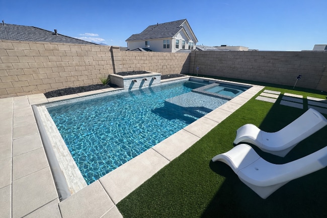 Foto del edificio - 722 Juniper Hill Dr