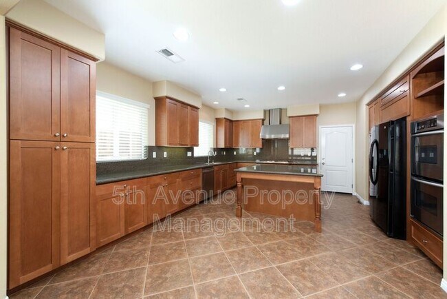 Foto del edificio - 6883 Goldstone Rd