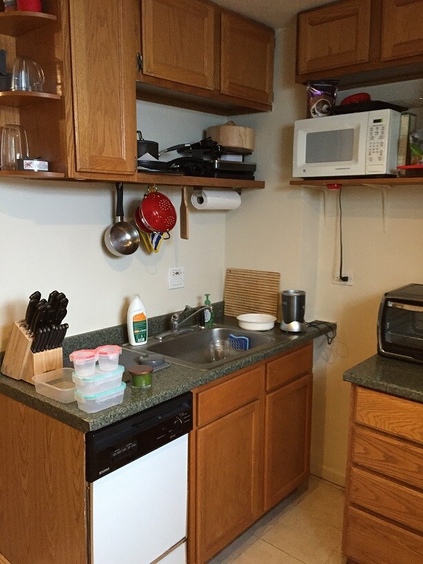 Building Photo - 2021 W McLean Ave