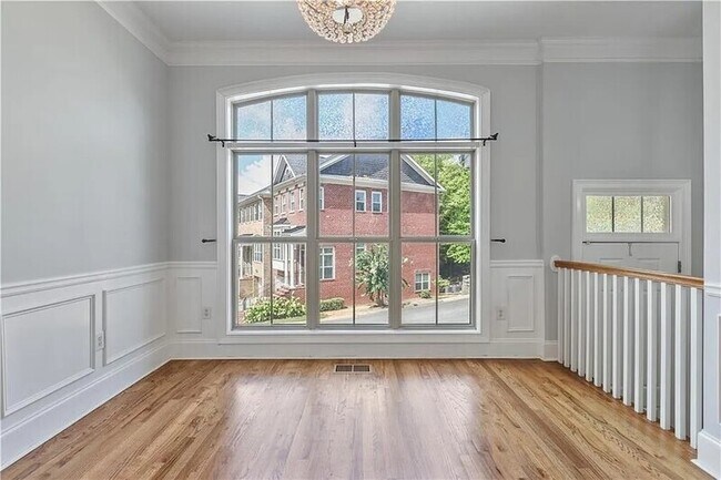 Foto del edificio - 1555 Mosaic Way