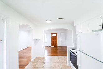 Building Photo - 4513 Nina Lee Ln