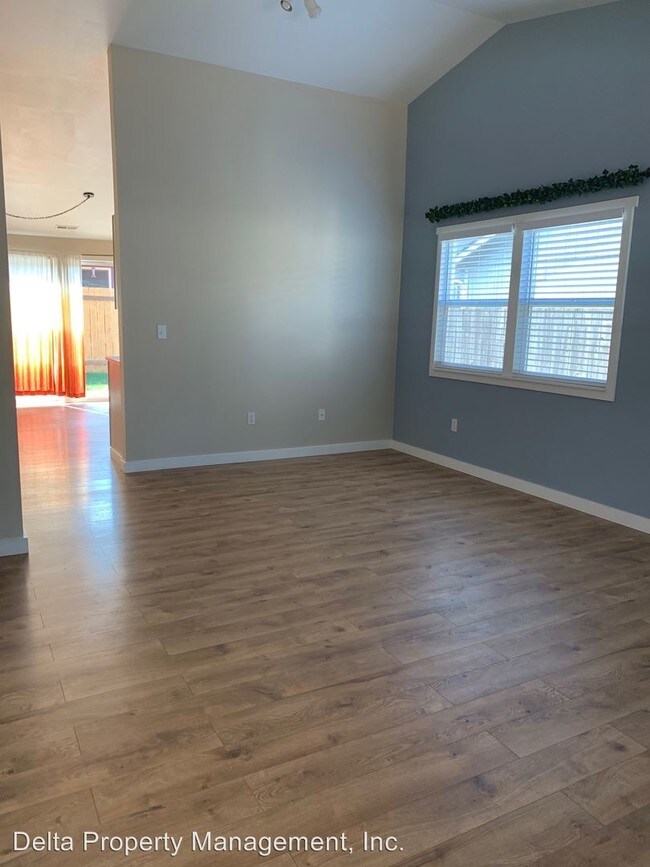 Foto del edificio - 3 br, 2 bath House - 19320 46th Ave NE