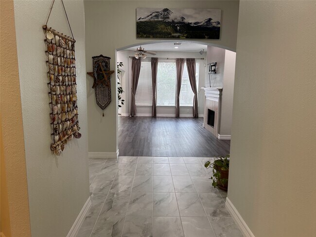 Foto del edificio - 21806 Silverpeak Ct
