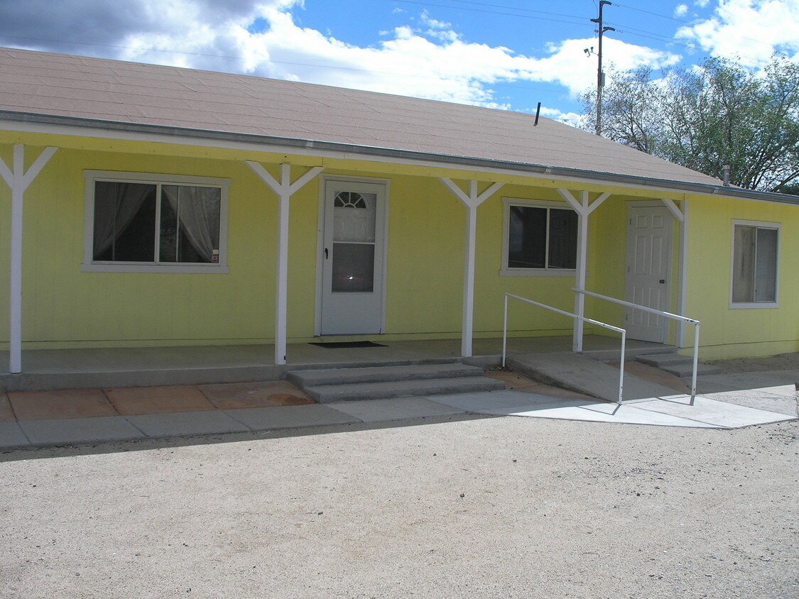 Primary Photo - 8260 W Shelburne Rd