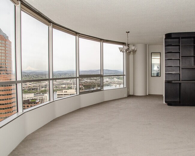 Living/Dining Room - 1500 SW 5th Ave