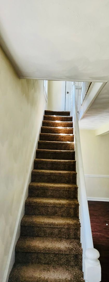 Foto del edificio - Beautiful Large Two-Story 3 Bedroom 2.5 Ba...