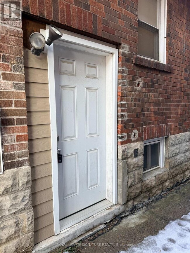 Building Photo - 63 Billings Ave