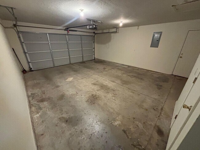Foto del edificio - 2207 N Burdick St
