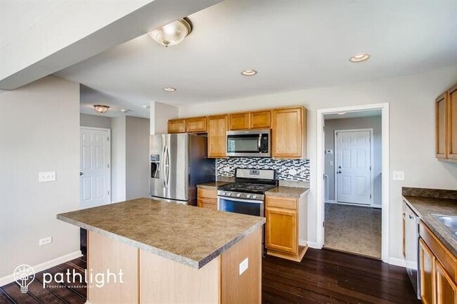Building Photo - 1608 Shady Oak Rd, Joliet, IL, 60431
