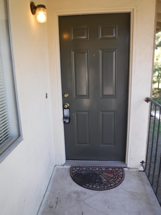 Building Photo - 626 Ammunition Rd