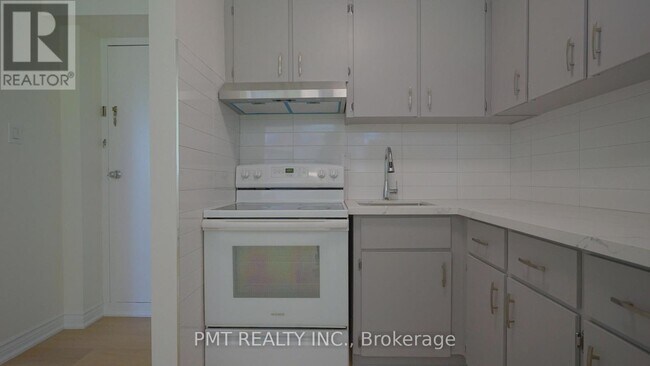 Photo du bâtiment - 137 Brookhaven Dr
