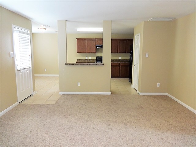 Foto del edificio - 317 Misty Mountain Dr