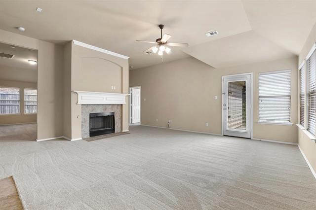 Foto del edificio - 5121 Blackwood Dr