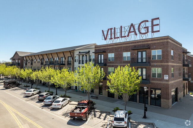 Building Photo - Village of Rowlett