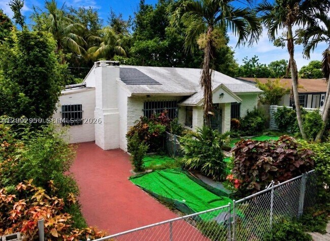 Foto del edificio - 7573 NW 12th Ct