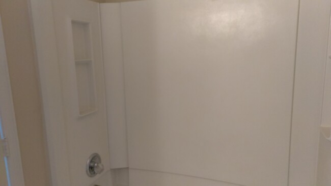 Foto del edificio - 2BR townhome move-in ready!