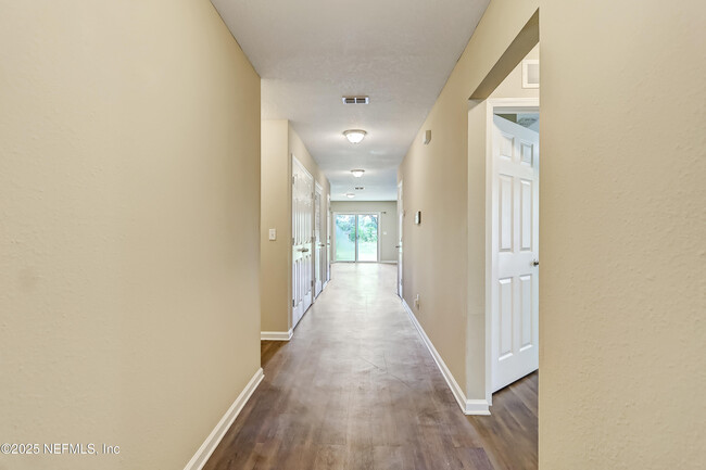 Building Photo - 8151 Lanette St