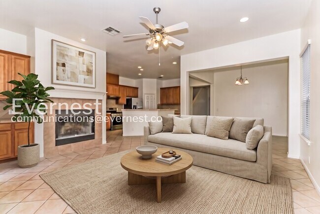 Foto del edificio - 709 W 35th St