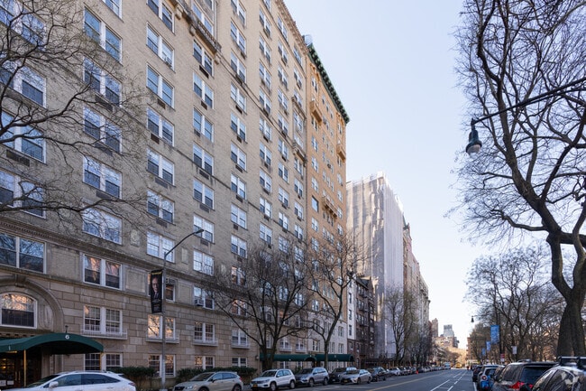 Building Photo - 20 W 77th St