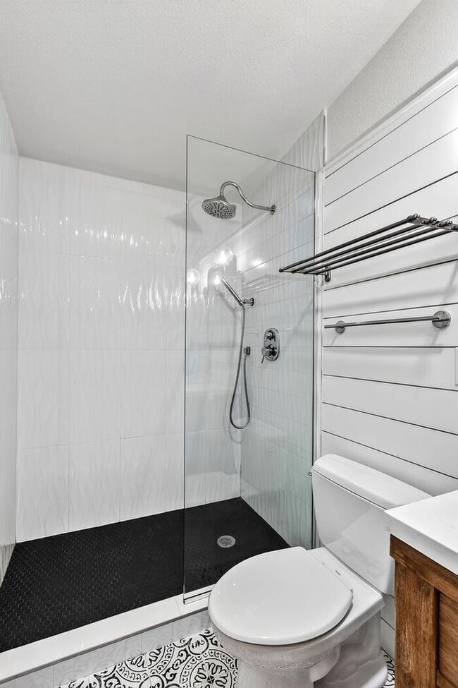 Photo - Charming and Cozy Air-Conditioned High Point Rambler House