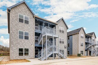 Building Photo - 155 Plez Morgan