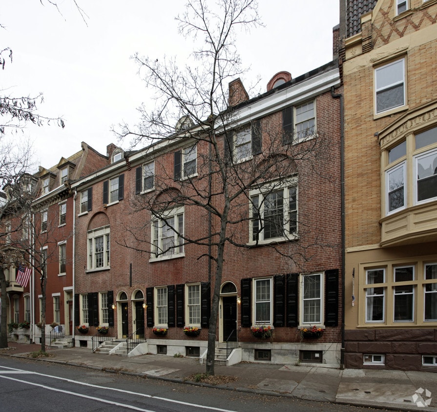 Primary Photo - 929-933 Spruce St