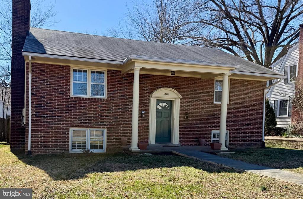 Foto principal - 1212 Payne St