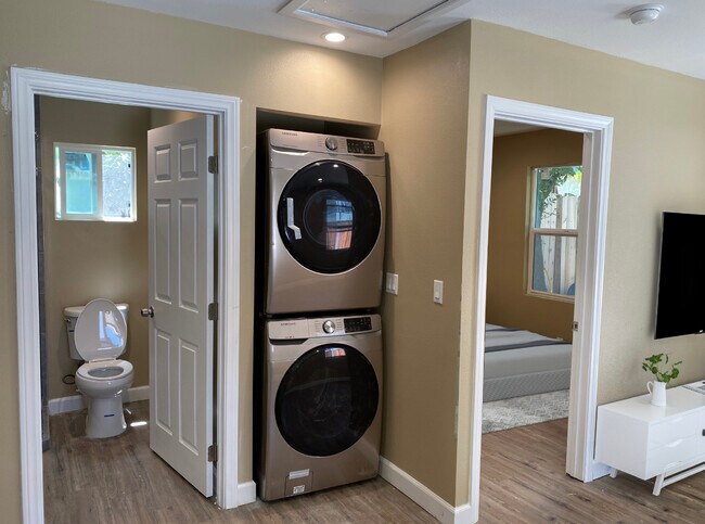 Washer and dryer included - 824 Coronado Ter