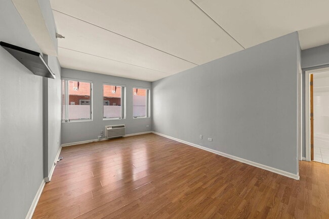 Building Photo - 1041 Susan Collins Ln
