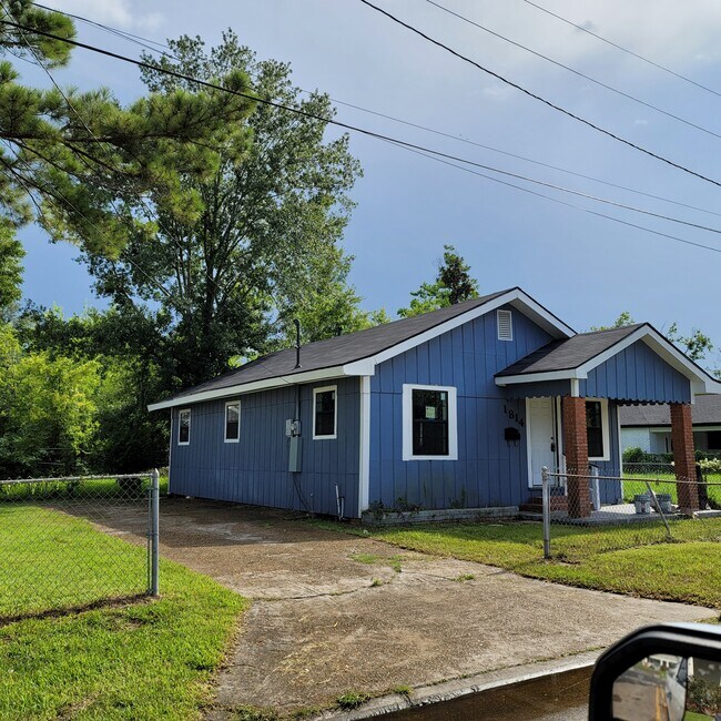 Property - 1814 Obrien St