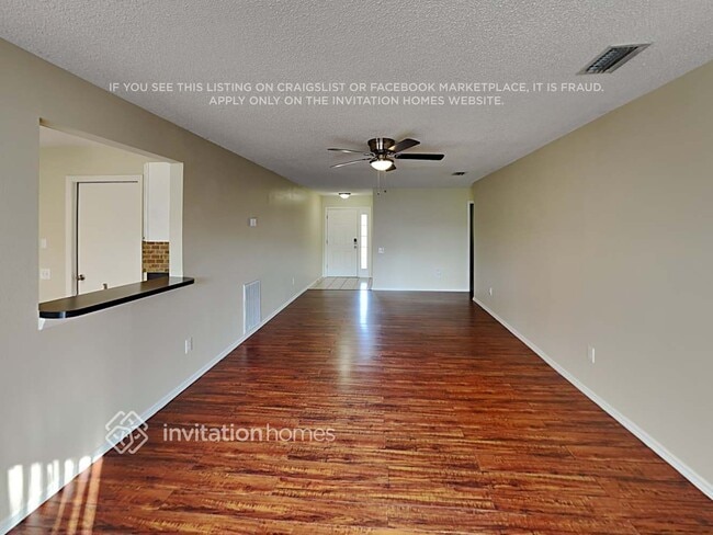 Building Photo - 12514 Dawn Vista Dr