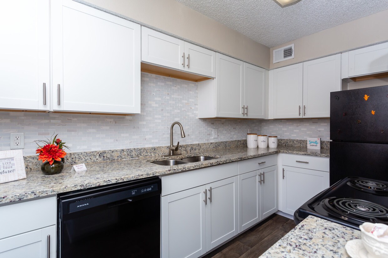 Summerwood Apartments 4132 N Belt Line Rd Irving, TX