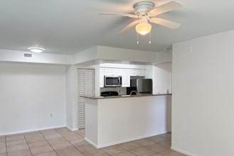 Building Photo - 3028 Parkway Blvd