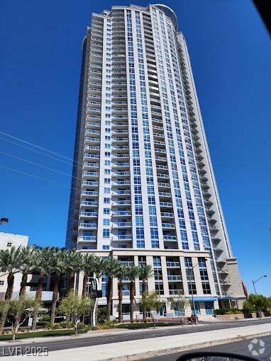 Building Photo - 200 W Sahara Ave