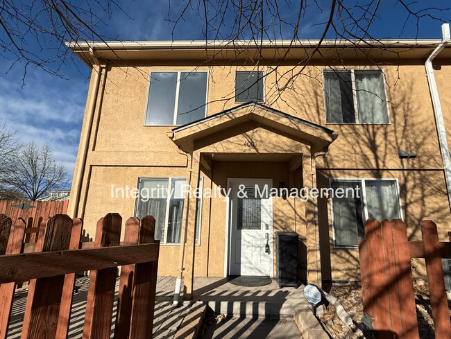 Foto del edificio - 4001 E 16th Ave