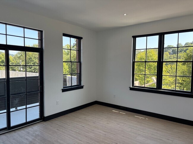 Foto del edificio - Comfort Meets Convenience – 2-Bedroom Apar...