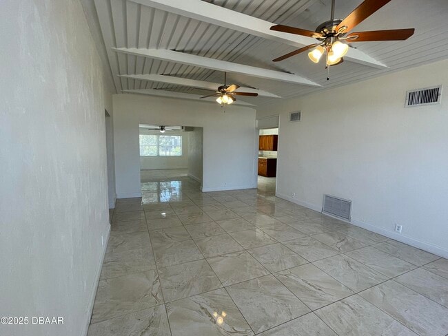 Building Photo - 135 Nautical Dr