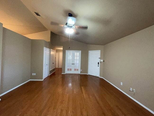 Building Photo - 6703 Fire Hill Dr