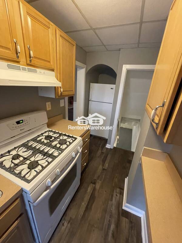 Building Photo - 5027 Chalgrove Ave