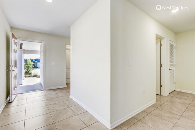 Foto del edificio - Like New Three Bedroom Home in Yulee's Nassau Crossing!