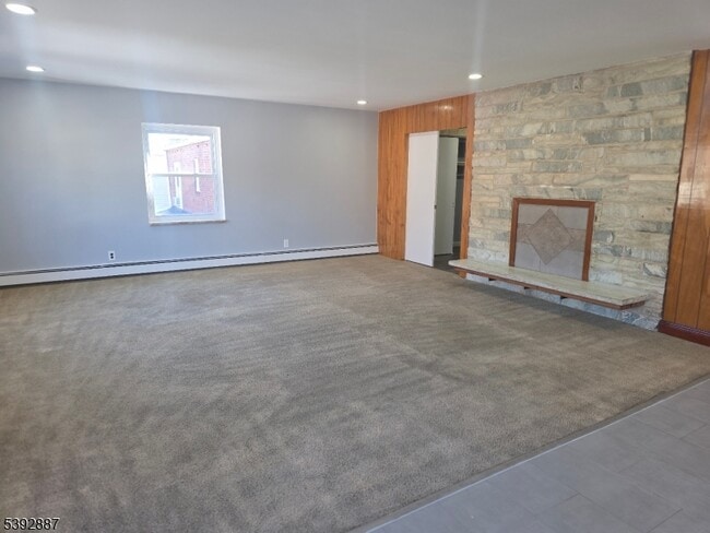 Building Photo - 238 Belleville Ave