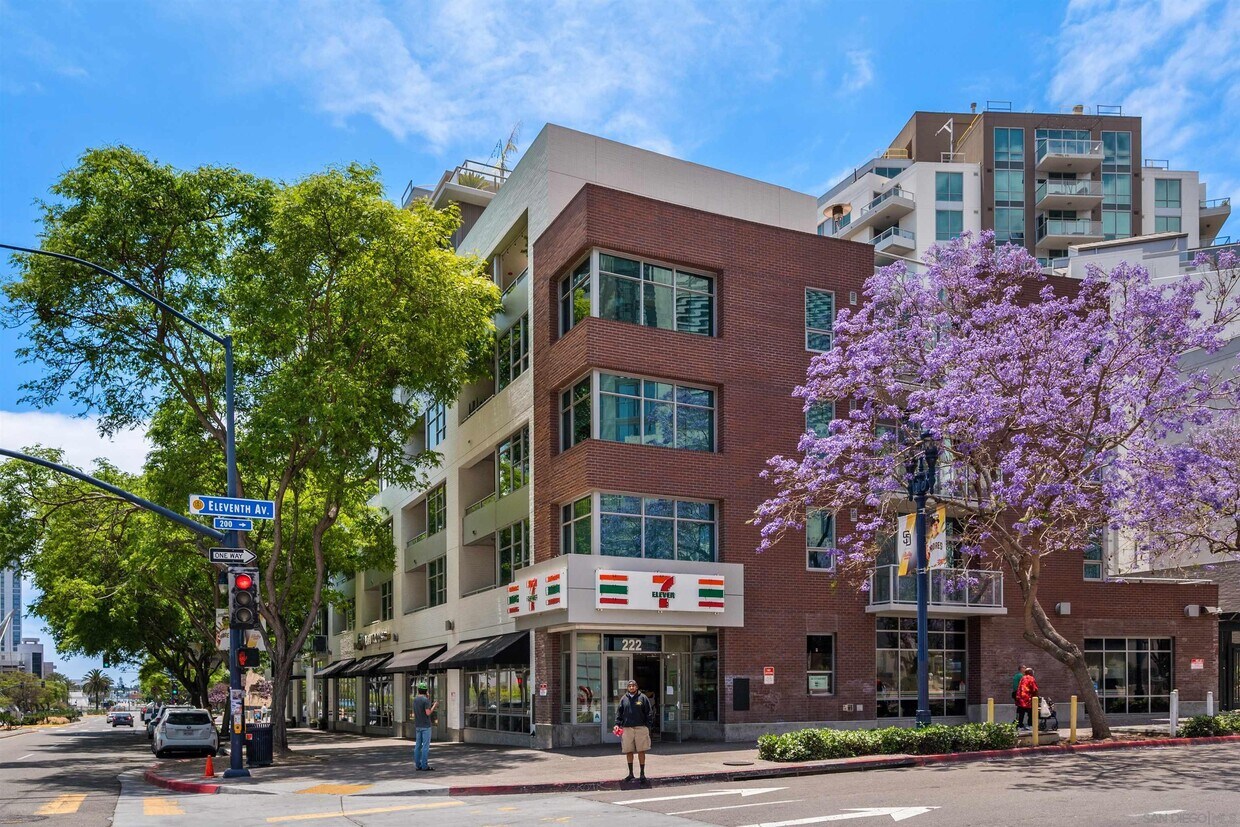 Foto principal - 206 Park Blvd
