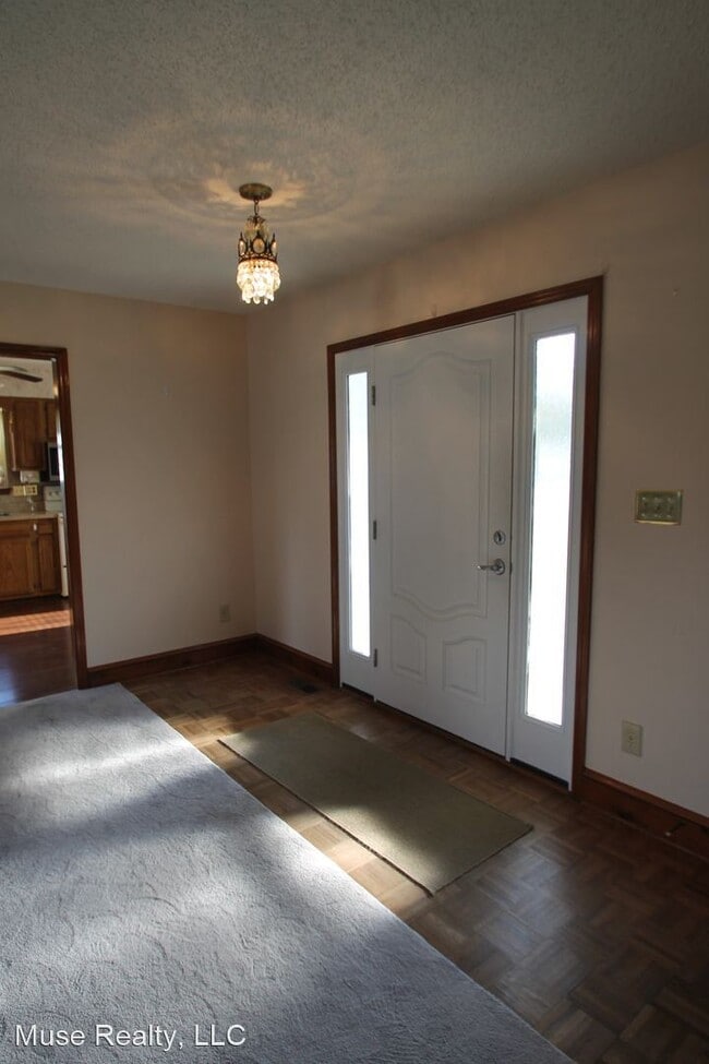 Building Photo - 3 br, 2 bath House - 421 Peachtree Road