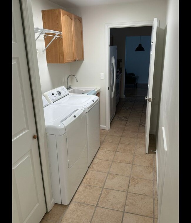 Foto del edificio - 44783 Marigold Dr